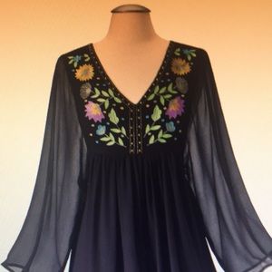 Black chiffon tunic top by Pyramid collection nwt